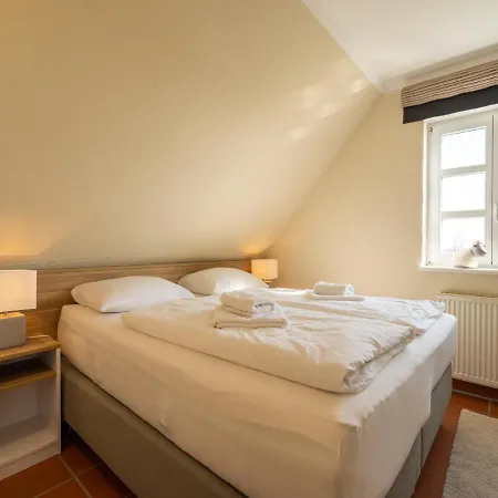 Rugana - Komfortplus Mit 1 Schlafzimmer D39 Dranske